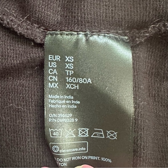 H&M Divided Light Sweatshirt - Picture 4 of 4